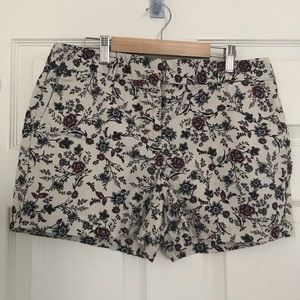 Sz 8 Loft Floral Print Shorts 5” inseam